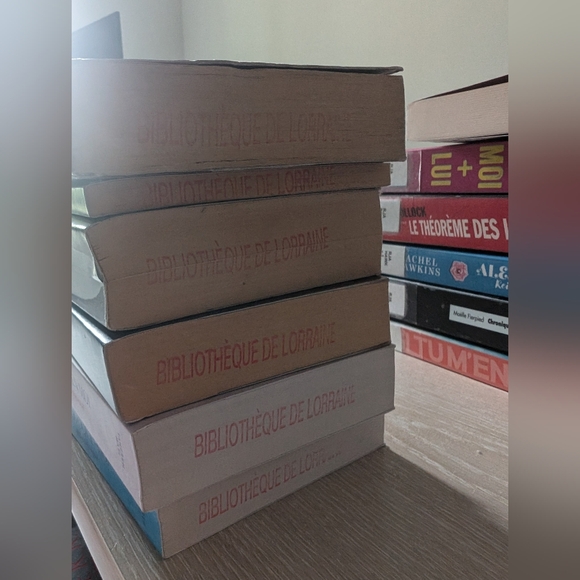 Shatter me série en français (in french) - Picture 7 of 7